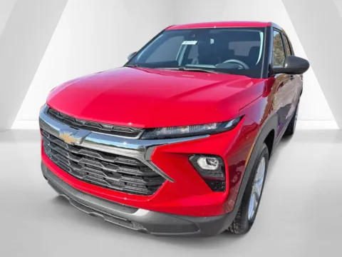 Another view of 2026 Chevrolet TrailBlazer LS for sale in Waverly, OH at Hometown Chevrolet