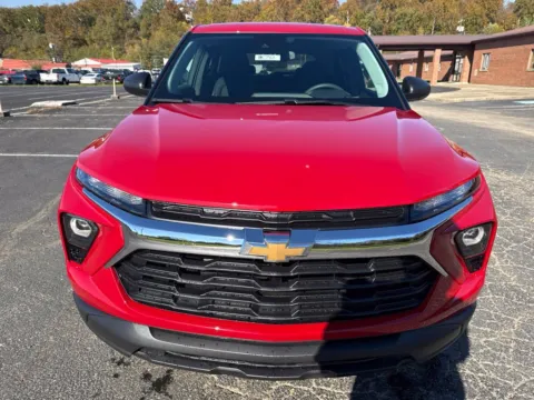 Photos of 2026 Chevrolet TrailBlazer LS for sale in Waverly, OH at Hometown Chevrolet