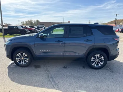 More photos of 2027 Chevrolet Equinox LT at Hometown Chevrolet, OH