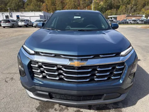 Photos of 2027 Chevrolet Equinox LT for sale in Waverly, OH at Hometown Chevrolet