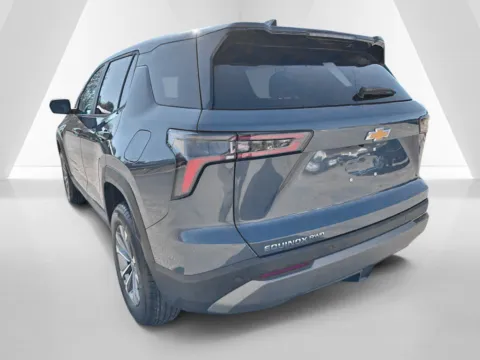 More photos of 2027 Chevrolet Equinox LT at Hometown Chevrolet, OH