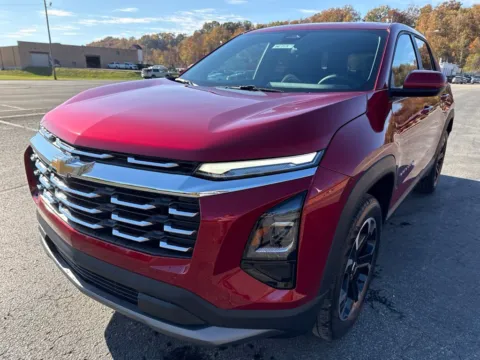 Another view of 2027 Chevrolet Equinox LT for sale in Waverly, OH at Hometown Chevrolet