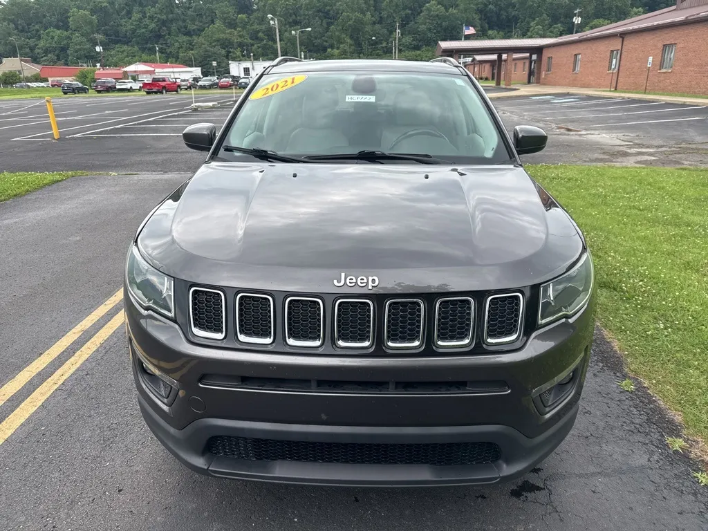 Used 2021 Jeep Compass Latitude with VIN 3C4NJDBB0MT524900 for sale in Waverly, OH