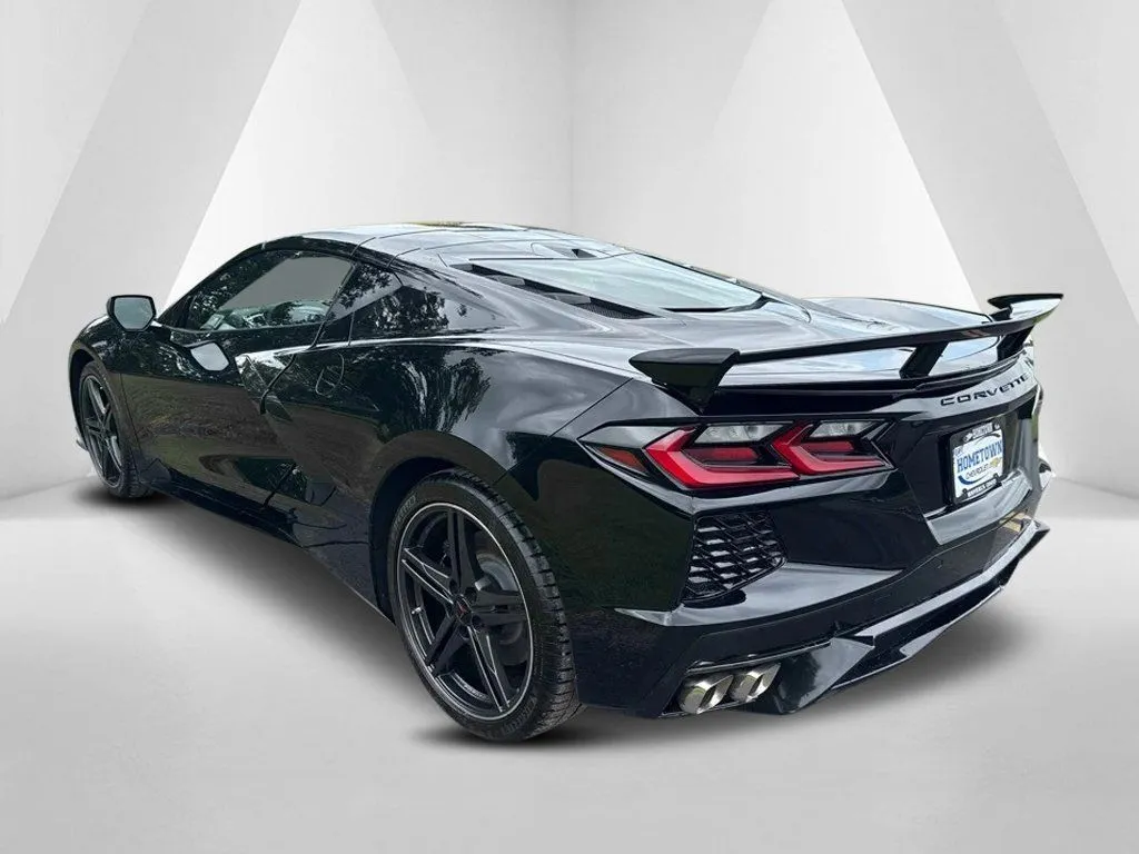 2025 Chevrolet Corvette 2LT - Photo 5