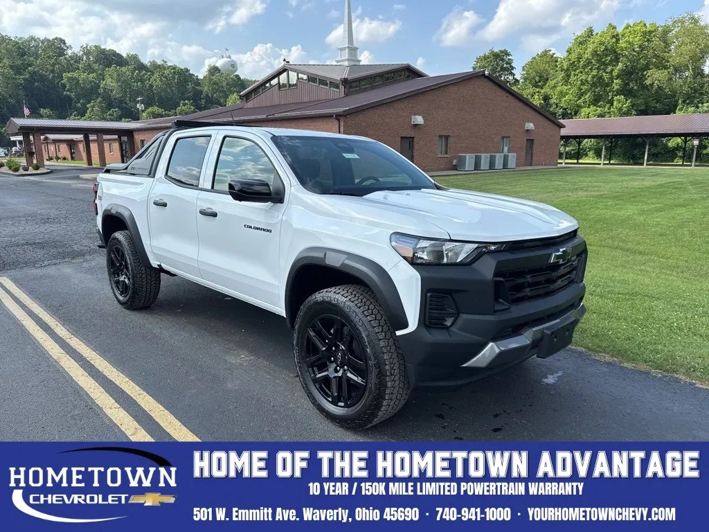 White 2025 Chevrolet Colorado Trail Boss for sale in Waverly, OH