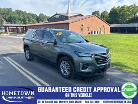 Silver 2022 Chevrolet Traverse LT for sale in Waverly, OH