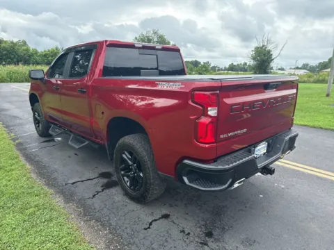 More photos of 2022 Chevrolet Silverado 1500 LT Trail Boss at Hometown Chevrolet, OH