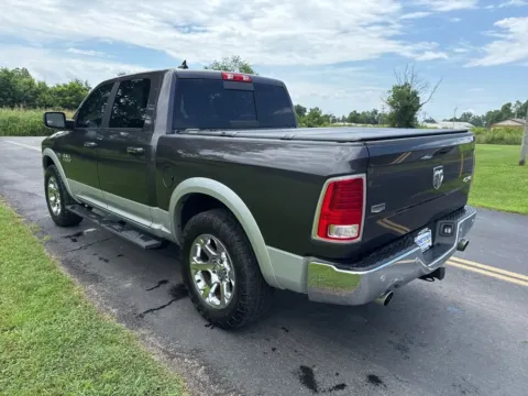 More photos of 2018 Ram 1500 Laramie at Hometown Chevrolet, OH