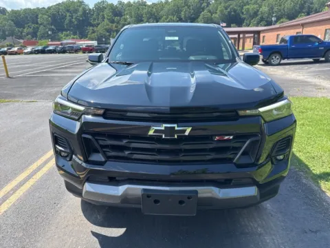 Photos of 2025 Chevrolet Colorado Z71 for sale in Waverly, OH at Hometown Chevrolet