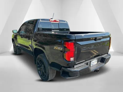 More photos of 2025 Chevrolet Colorado Z71 at Hometown Chevrolet, OH