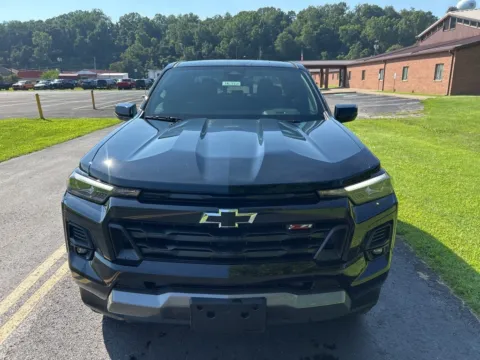 Photos of 2025 Chevrolet Colorado Z71 for sale in Waverly, OH at Hometown Chevrolet