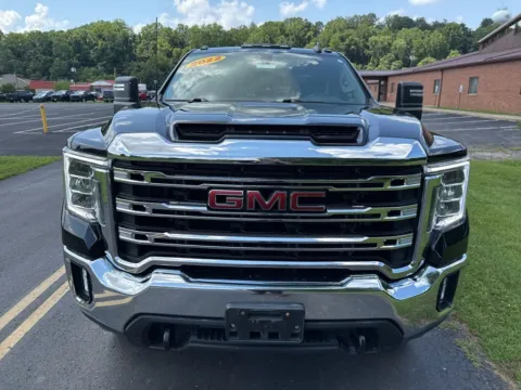 Photos of 2022 GMC Sierra 2500HD SLE for sale in Waverly, OH at Hometown Chevrolet