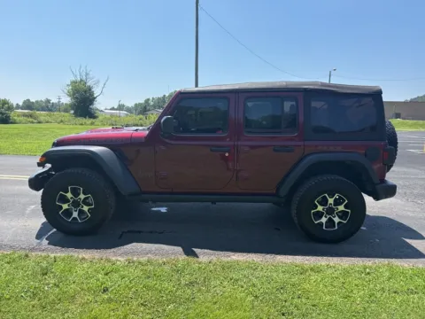 More photos of 2022 Jeep Wrangler Unlimited Rubicon at Hometown Chevrolet, OH