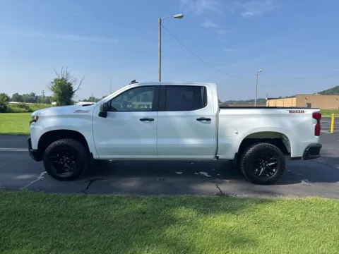 More photos of 2021 Chevrolet Silverado 1500 LT Trail Boss at Hometown Chevrolet, OH