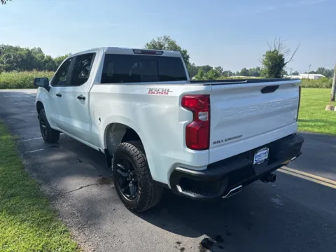 More photos of 2021 Chevrolet Silverado 1500 LT Trail Boss at Hometown Chevrolet, OH