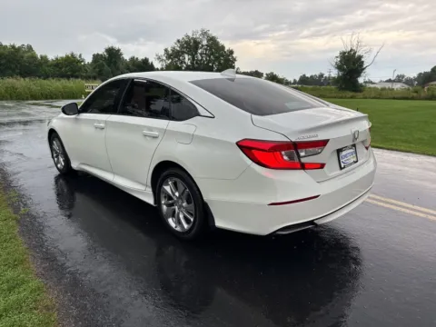 More photos of 2018 Honda Accord LX at Hometown Chevrolet, OH