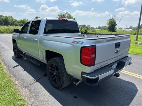 More photos of 2015 Chevrolet Silverado 1500 LT at Hometown Chevrolet, OH