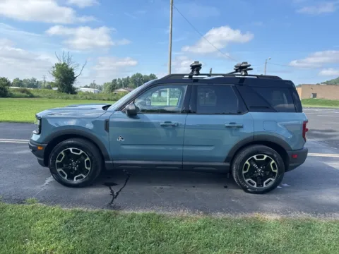 More photos of 2021 Ford Bronco Sport Outer Banks at Hometown Chevrolet, OH