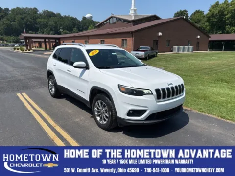 White 2019 Jeep Cherokee Latitude Plus for sale in Waverly, OH