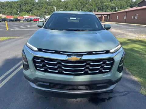 Photos of 2026 Chevrolet Equinox LT for sale in Waverly, OH at Hometown Chevrolet