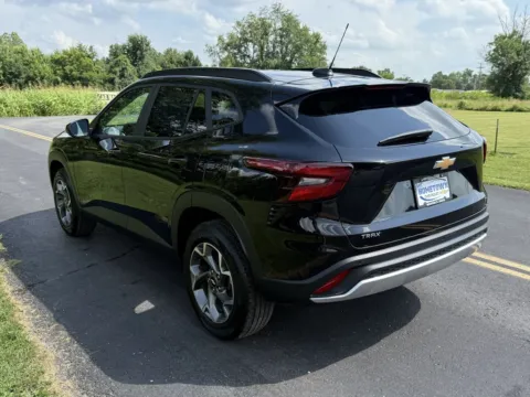 More photos of 2025 Chevrolet Trax LT at Hometown Chevrolet, OH