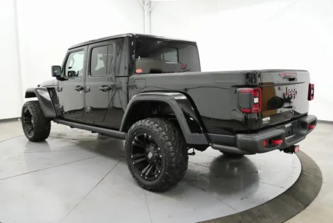More photos of 2022 Jeep Gladiator Rubicon at Hometown Chevrolet, OH