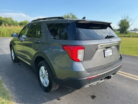 More photos of 2021 Ford Explorer XLT at Hometown Chevrolet, OH