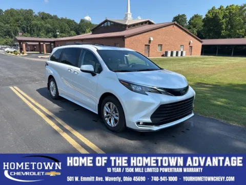 Red 2024 Toyota Sienna XLE for sale in Waverly, OH