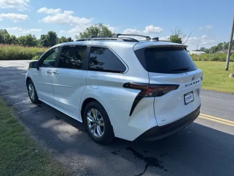 More photos of 2024 Toyota Sienna XLE at Hometown Chevrolet, OH