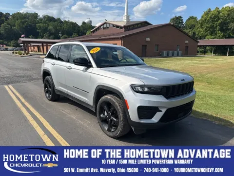 Silver 2024 Jeep Grand Cherokee Altitude X for sale in Waverly, OH