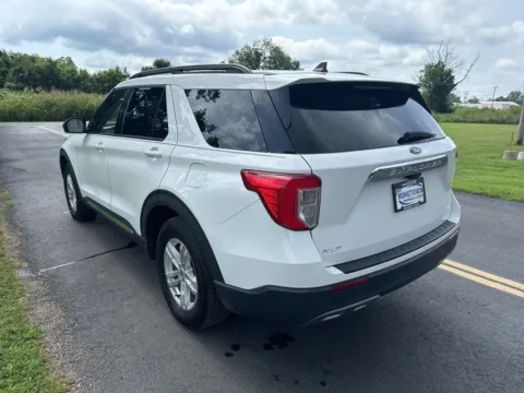 More photos of 2022 Ford Explorer XLT at Hometown Chevrolet, OH