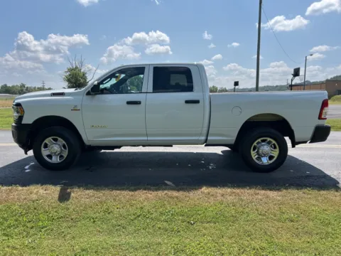 More photos of 2022 Ram 3500 Tradesman at Hometown Chevrolet, OH