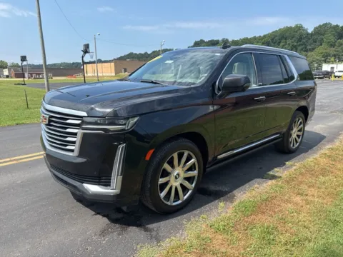 Another view of 2021 Cadillac Escalade Premium Luxury Platinum for sale in Waverly, OH at Hometown Chevrolet