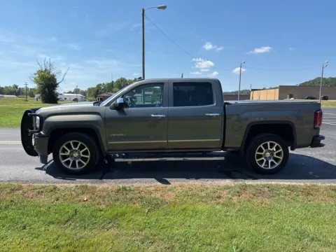 More photos of 2018 GMC Sierra 1500 Denali at Hometown Chevrolet, OH