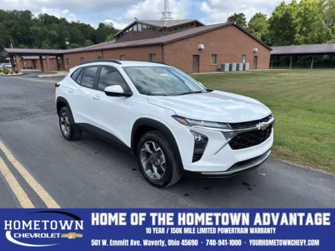 White 2025 Chevrolet Trax LT for sale in Waverly, OH