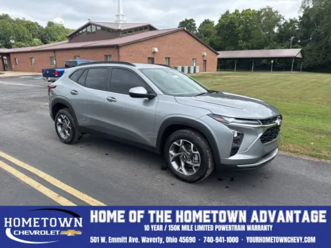 Gray 2025 Chevrolet Trax LT for sale in Waverly, OH
