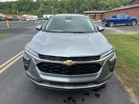Photos of 2025 Chevrolet Trax LT for sale in Waverly, OH at Hometown Chevrolet