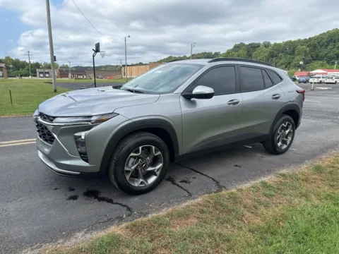 Another view of 2025 Chevrolet Trax LT for sale in Waverly, OH at Hometown Chevrolet