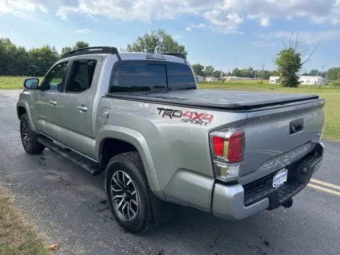 More photos of 2021 Toyota Tacoma TRD Sport at Hometown Chevrolet, OH