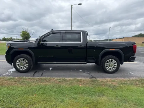 More photos of 2021 GMC Sierra 3500HD Denali at Hometown Chevrolet, OH