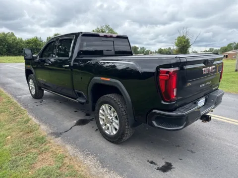 More photos of 2021 GMC Sierra 3500HD Denali at Hometown Chevrolet, OH