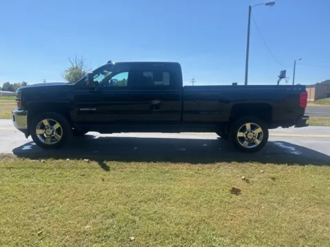 More photos of 2018 Chevrolet Silverado 2500HD LT at Hometown Chevrolet, OH