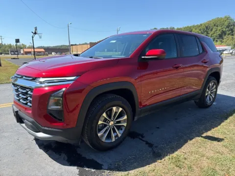Another view of 2025 Chevrolet Equinox LT for sale in Waverly, OH at Hometown Chevrolet