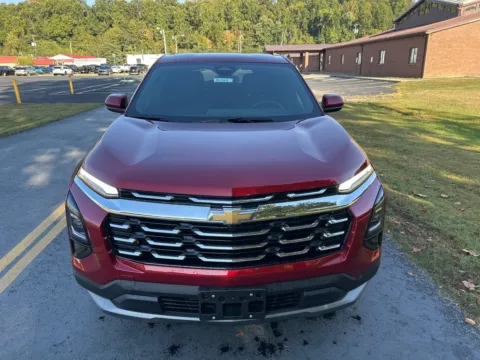 Photos of 2025 Chevrolet Equinox LT for sale in Waverly, OH at Hometown Chevrolet