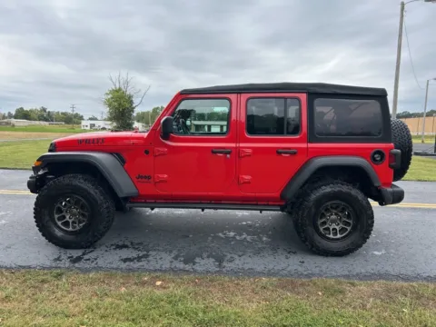 More photos of 2021 Jeep Wrangler Unlimited Willys at Hometown Chevrolet, OH