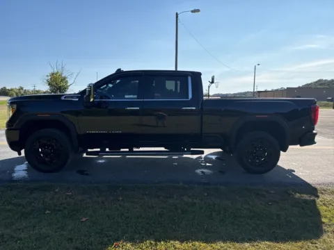 More photos of 2020 GMC Sierra 2500HD Denali at Hometown Chevrolet, OH