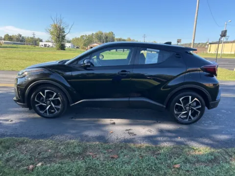 More photos of 2021 Toyota C-HR XLE at Hometown Chevrolet, OH