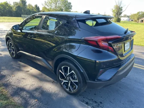 More photos of 2021 Toyota C-HR XLE at Hometown Chevrolet, OH