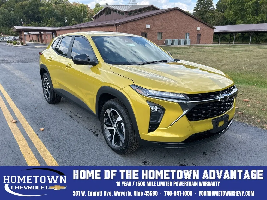 Yellow 2025 Chevrolet Trax 1RS for sale in Waverly, OH