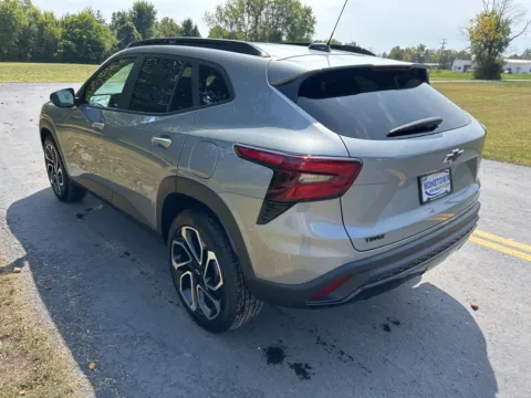 More photos of 2025 Chevrolet Trax 2RS at Hometown Chevrolet, OH